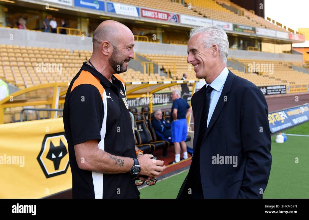 walter-zenga-head-coach-of-wolverhampton-wanderers-with-mick-mccarthy-head-coach-of-ipswich-town-wolverhampton-wanderers-v-ipswich-town-at-molineux-16082016-sky-bet-championship-2HXM67N